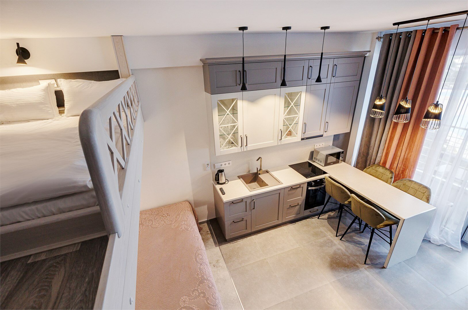 Фото Deluxe Aparts