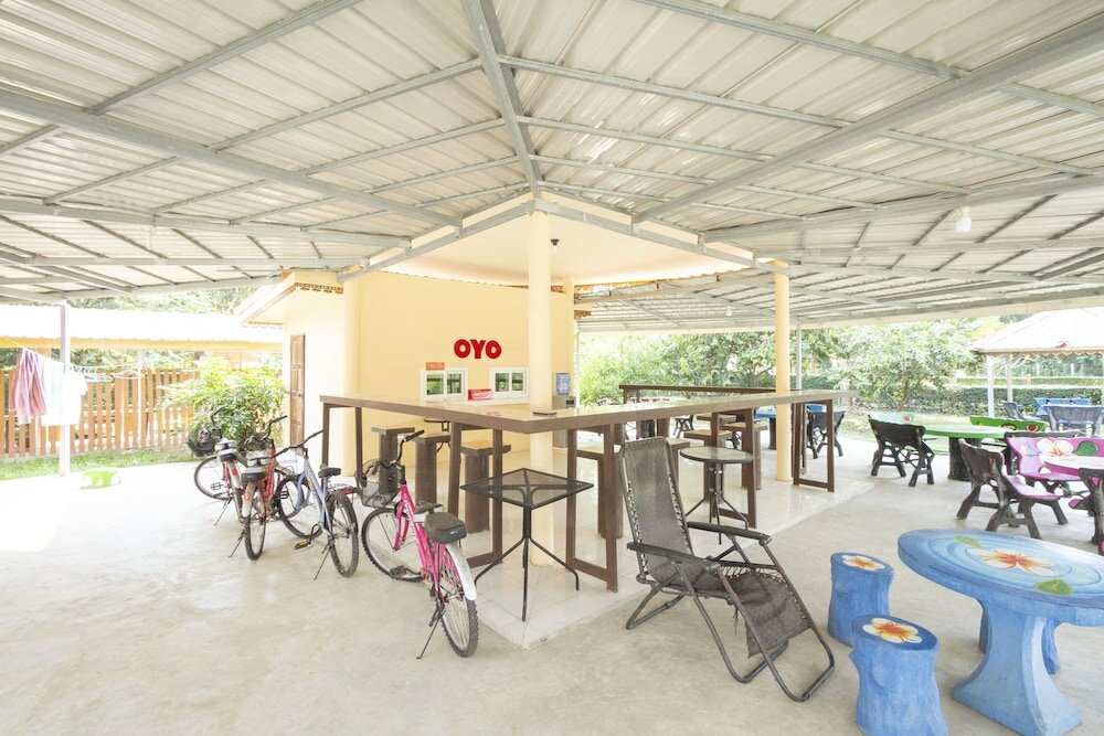 Фото Oyo 75359 Thaiburi Thara Resort