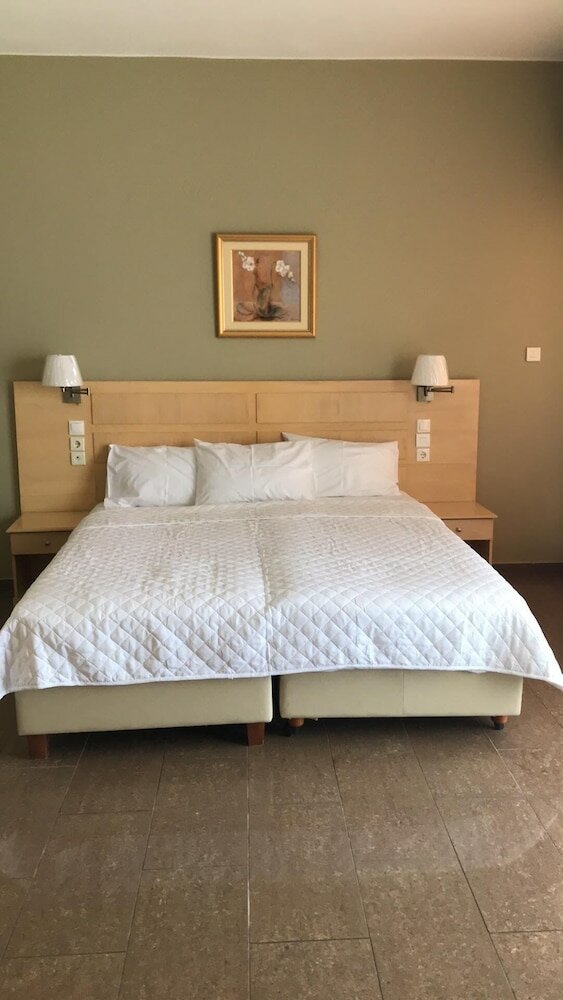 Фото Massouri Beach Hotel