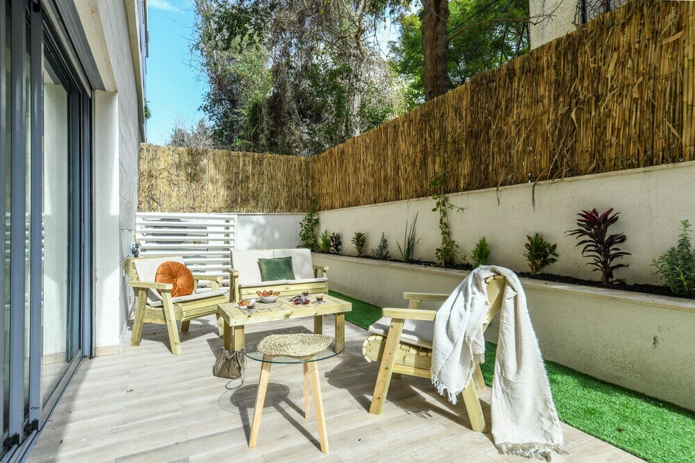 Фото Spacious 3br Apt w Garden Ramat Hasharon