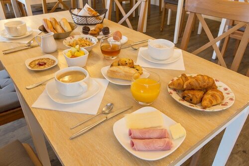 Гостиница Brit Hotel Cléria Lorient centre в Лорьяне