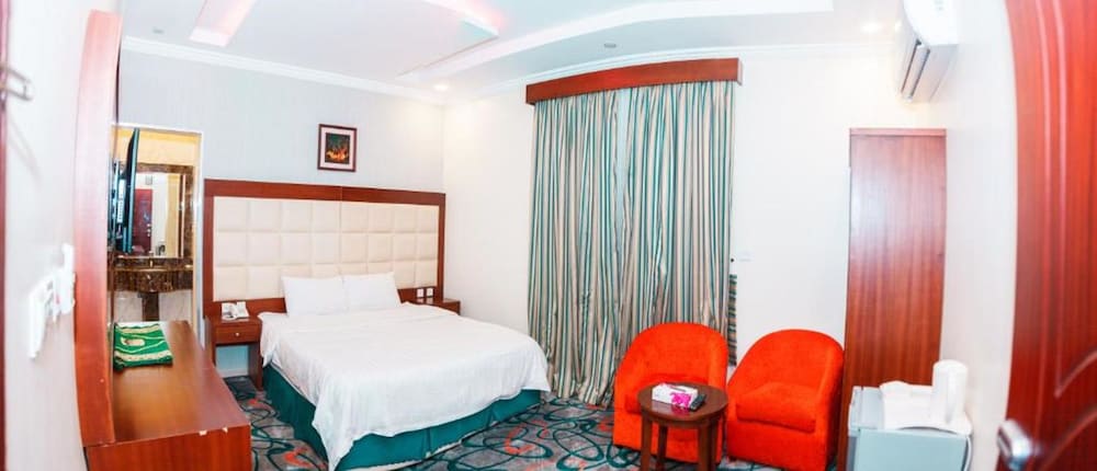 Фото Ajnihat Kanuz Hotel Suites