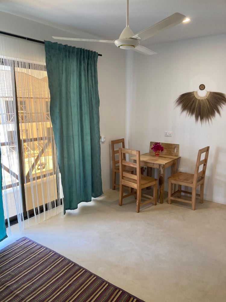 Фото Sand Beach Boutique Hotel