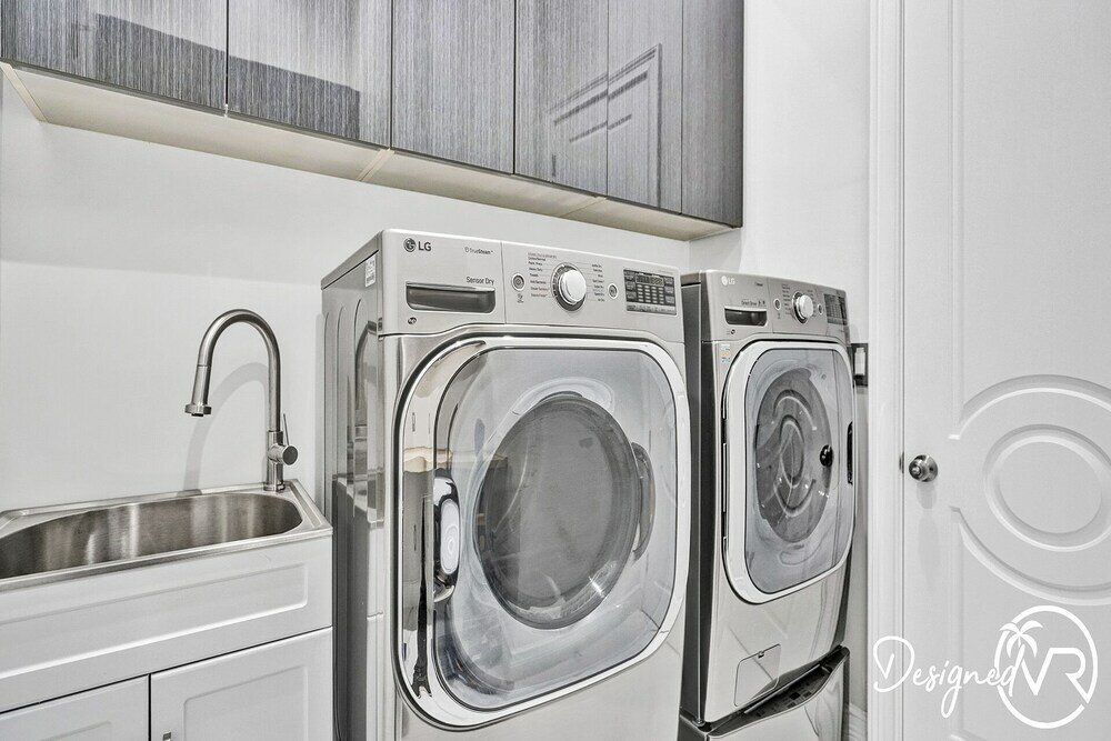 Фото Casa Nobu Modern 6br w Pool & Gameroom