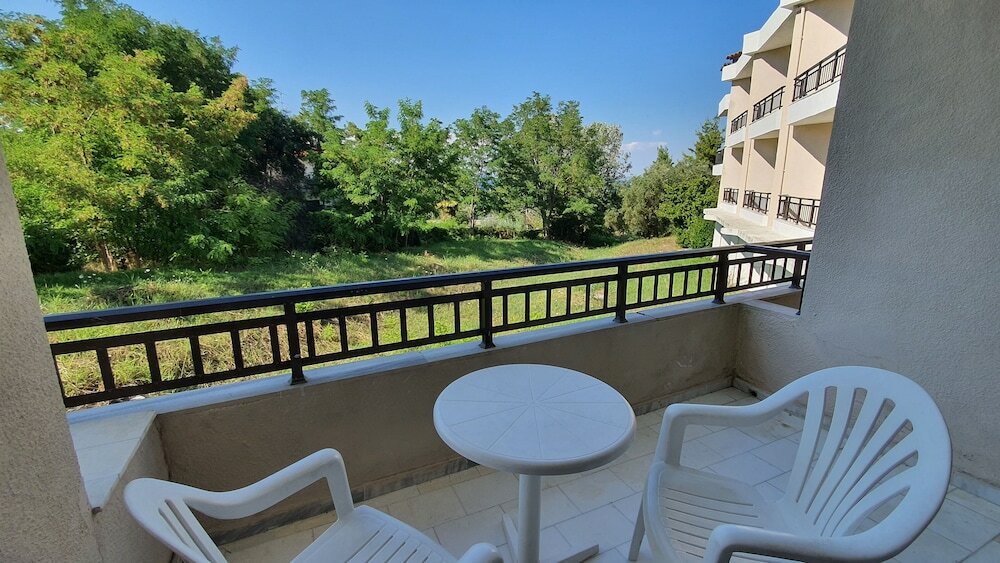 Фото Pashos Hotel