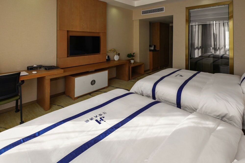 Фото Guiyang Jianghao Grand Hotel