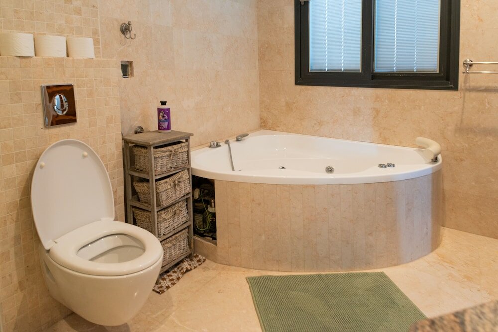 Фото Grace Holon Villa & Pool