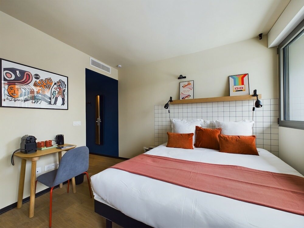 Фото Hife Paris Gentilly