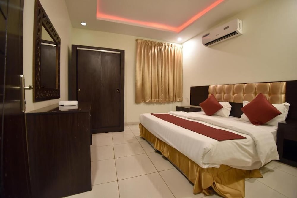 Фото Rawat Al Msaif