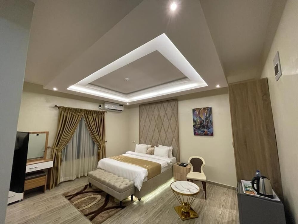 Фото God's Touch Apartment