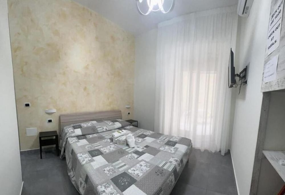 Фото B&b Napoli House