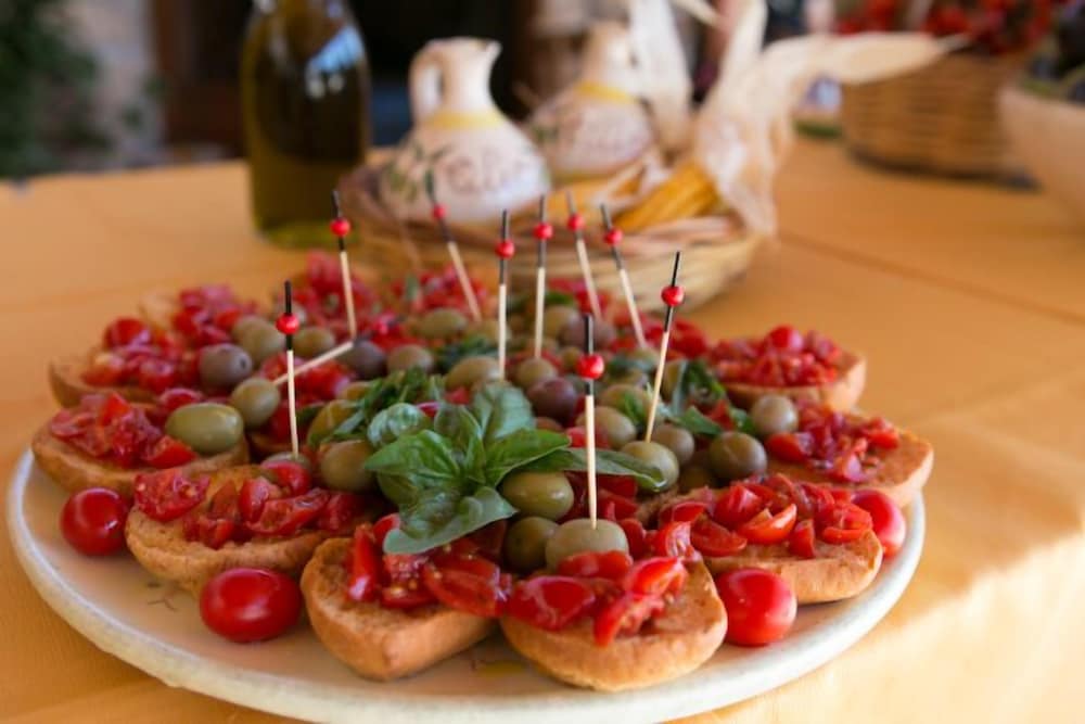 Фото Agriturismo Regno di Marzagaglia