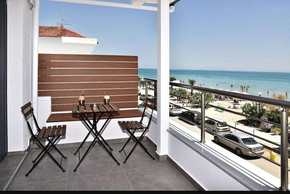 Фото Eutopia Hotel