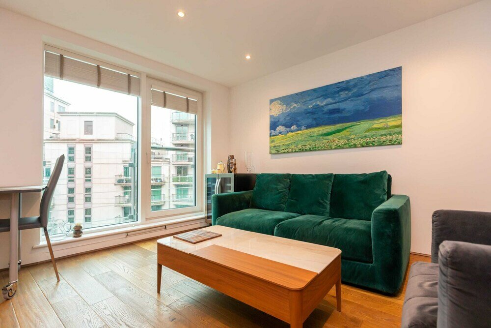 Фото Stylish 1bd High Rise Flat - Vauxhall