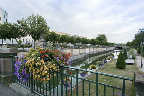 Гостиница Zenao Appart'hotel Centre Mulhouse в Мюлузе