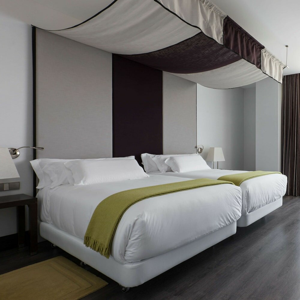 Фото Nh Collection Santiago de Compostela