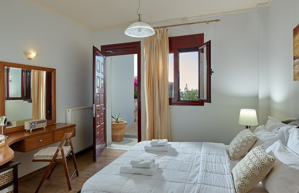 Фото Okeanides Villas