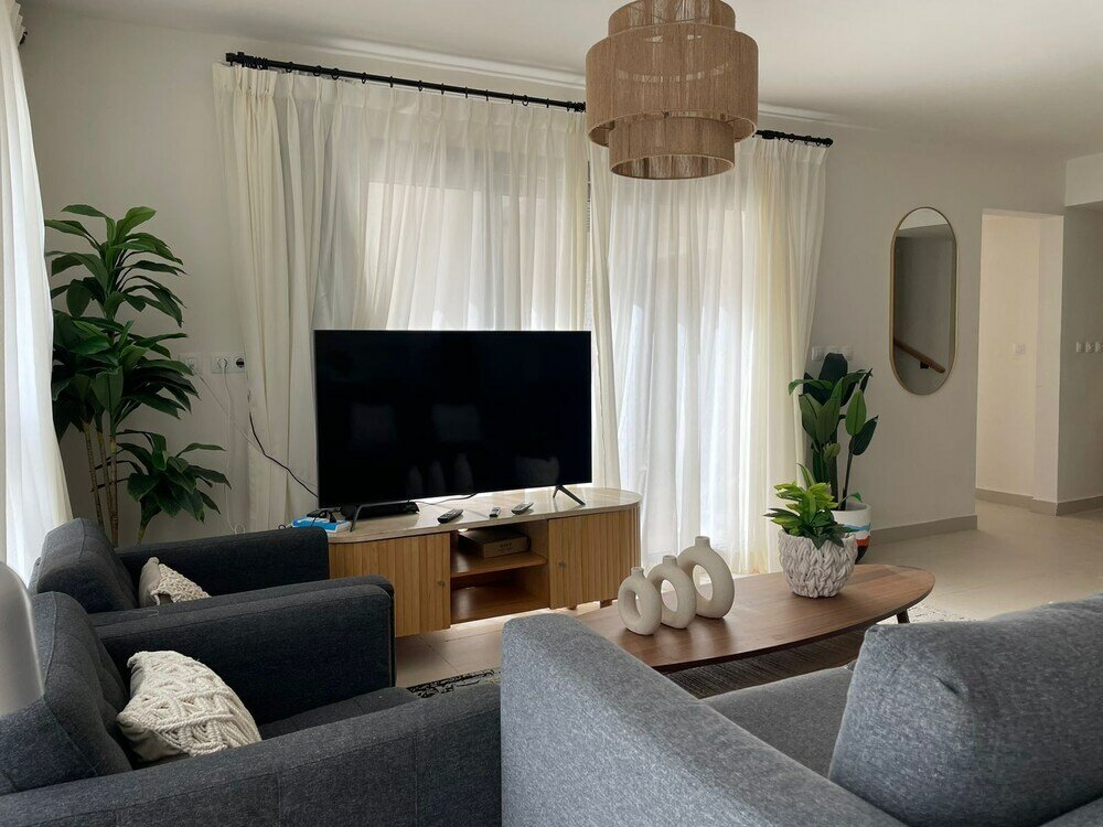 Фото Marassi 4 bedroom marina sea view