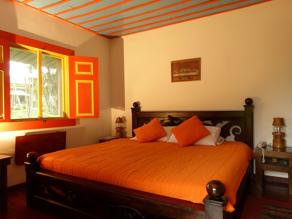 Фото On Vacation Karlaká