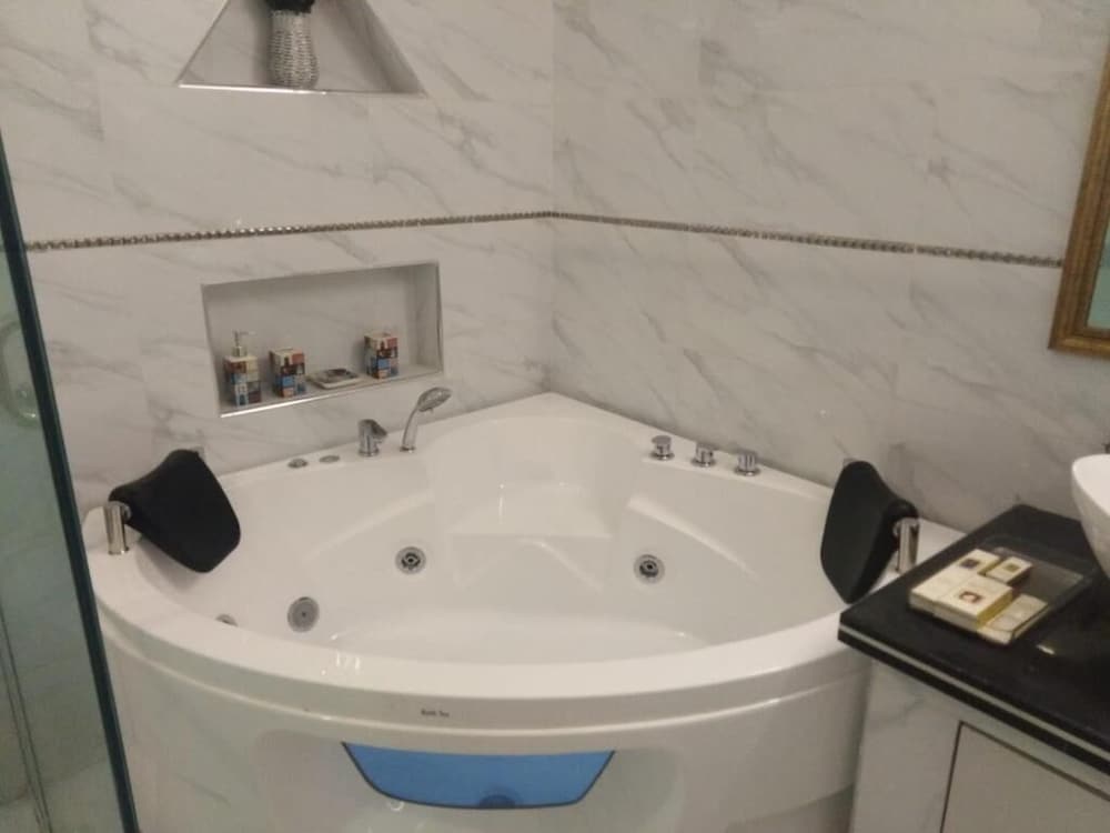 Фото Shanze Hotel And Suites