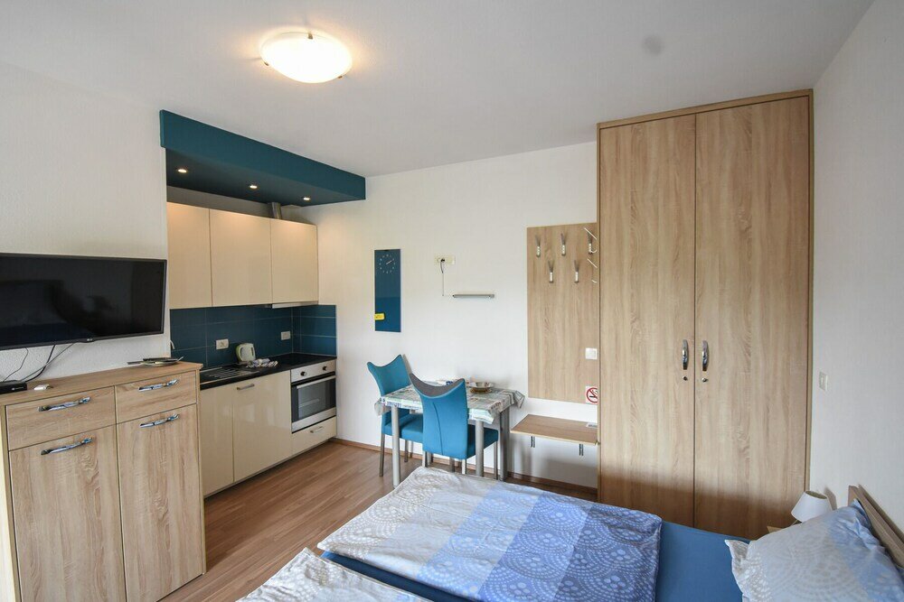 Фото Apartmaji Sobe Zvezda