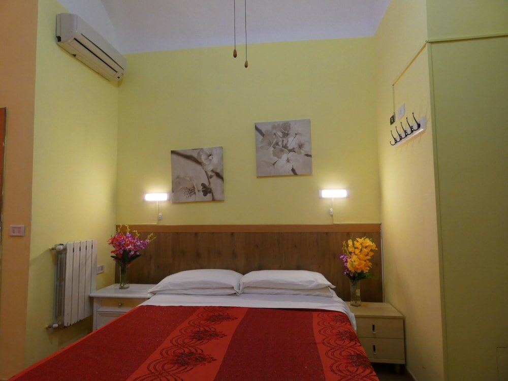 Фото Guest House Sunlight