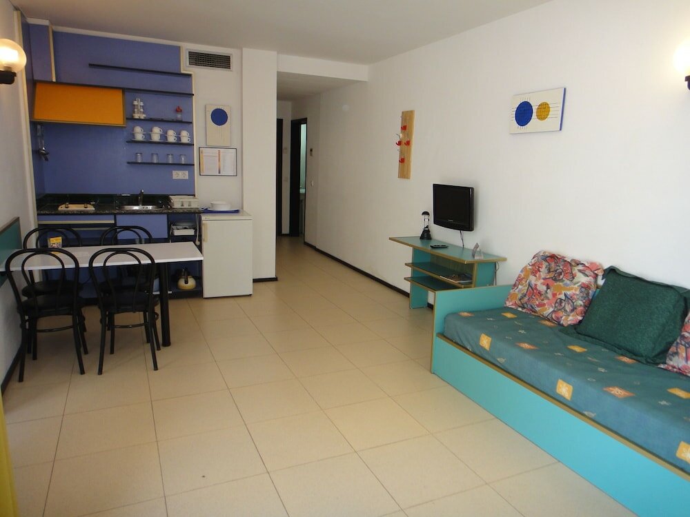 Фото Apartamentos Lloret Sun
