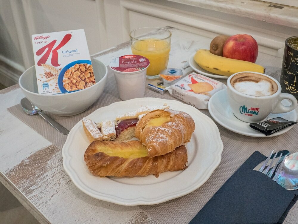 Фото Bramble Luxury Suites