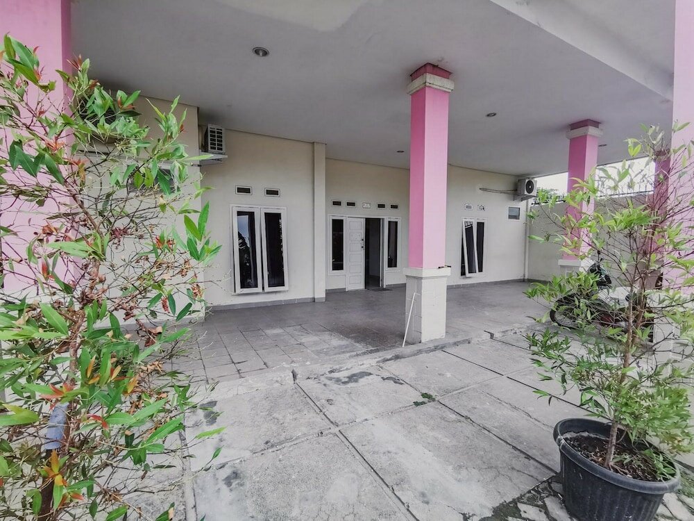 Фото RedDoorz near Universitas Lampung 2