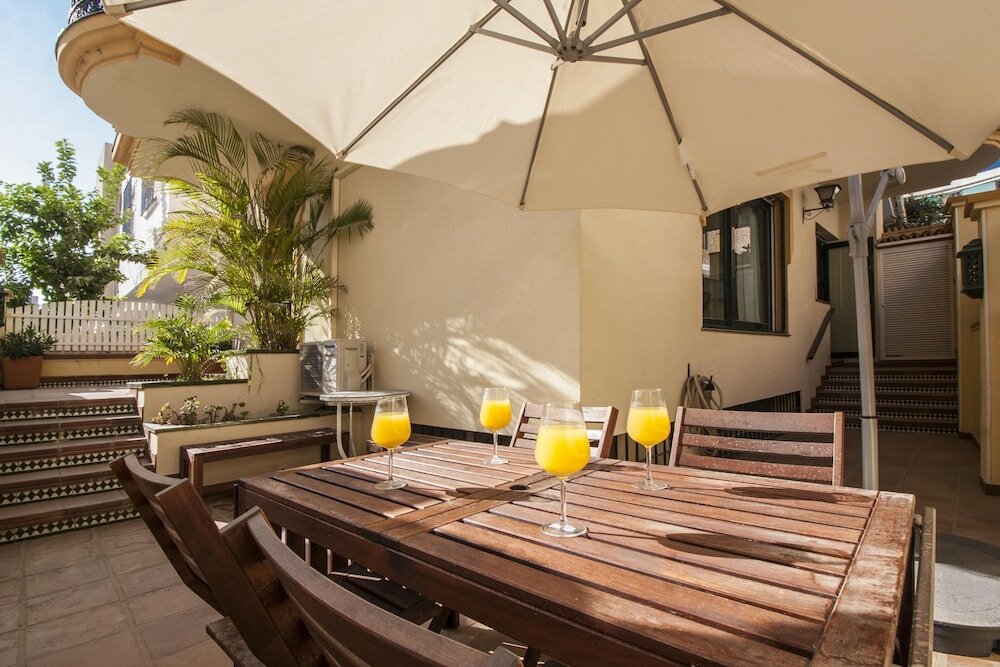 Фото Tomas FreshApartments by Bossh Hotels