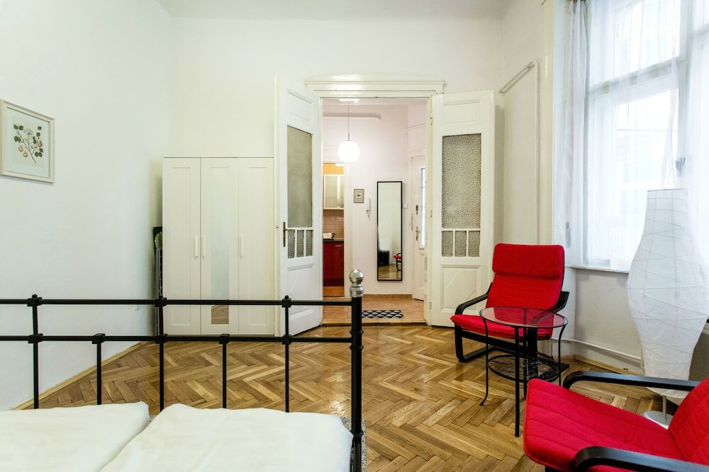 Фото Kecskemeti 5 Apartment