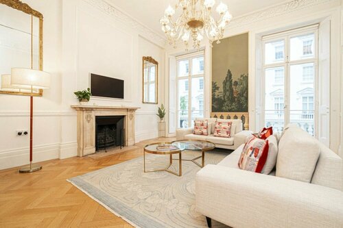 Апартаменты Beautiful Belgravia Apartment by Underthedoormat в Лондоне
