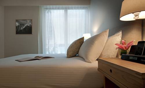 Фото Lanson Place Bukit Ceylon Serviced Residences