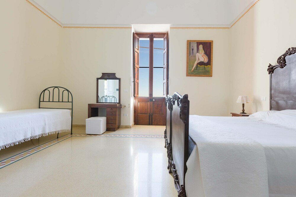 Фото 1893 Villa Martella