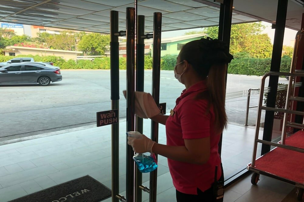 Фото Iwish Hotel