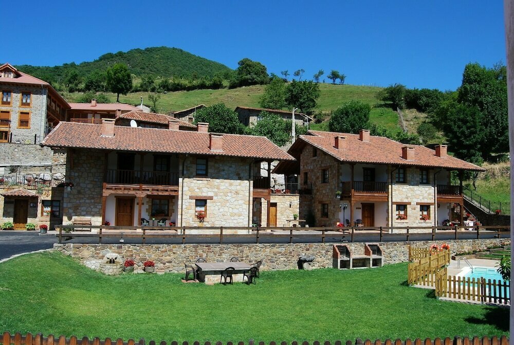 Hotel Viviendas Rurales Los Llares, Cantabria, photo