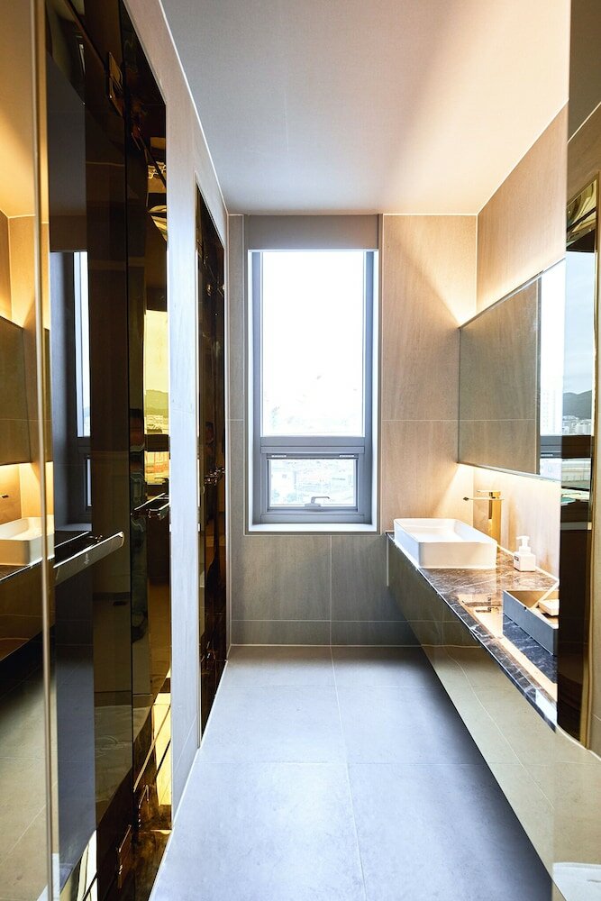 Фото Grand Bern Hotel