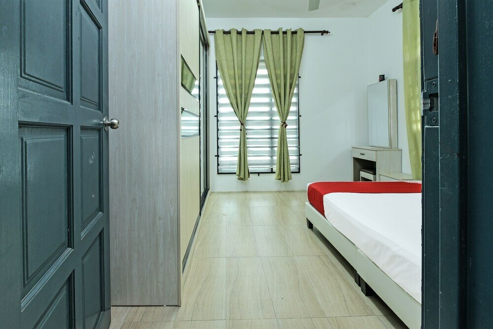 Фото Oyo Home 90682 Liliz Mambang Farmstay