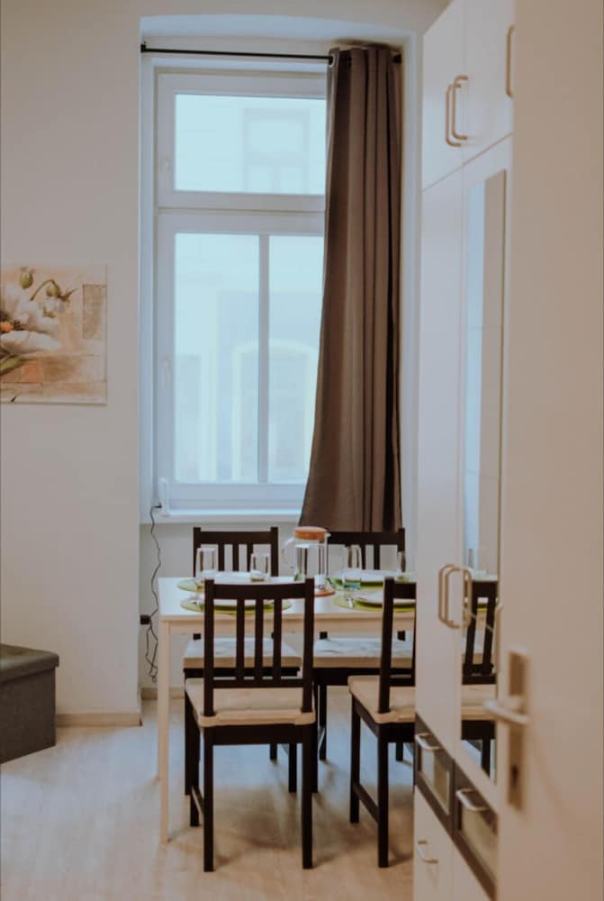 Фото Modern City Apartment Near Central Park