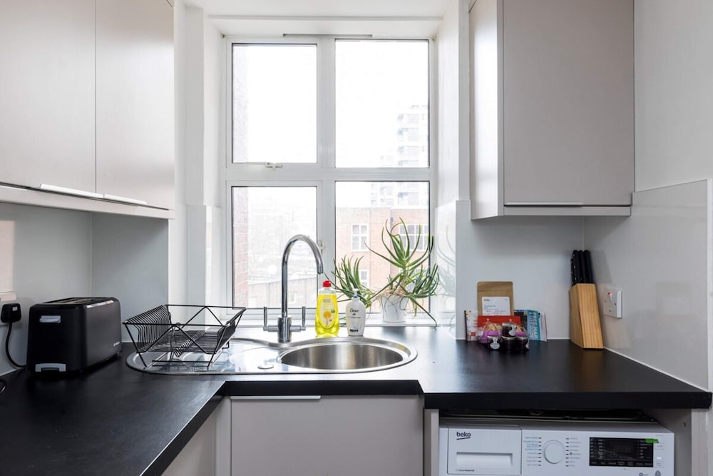 Фото Smart 2 Bed Apartment near Oxford Street & Hyde Park