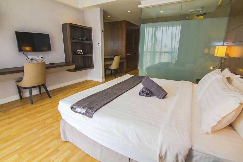 Фото D'majestic Place by Homes Asian 5