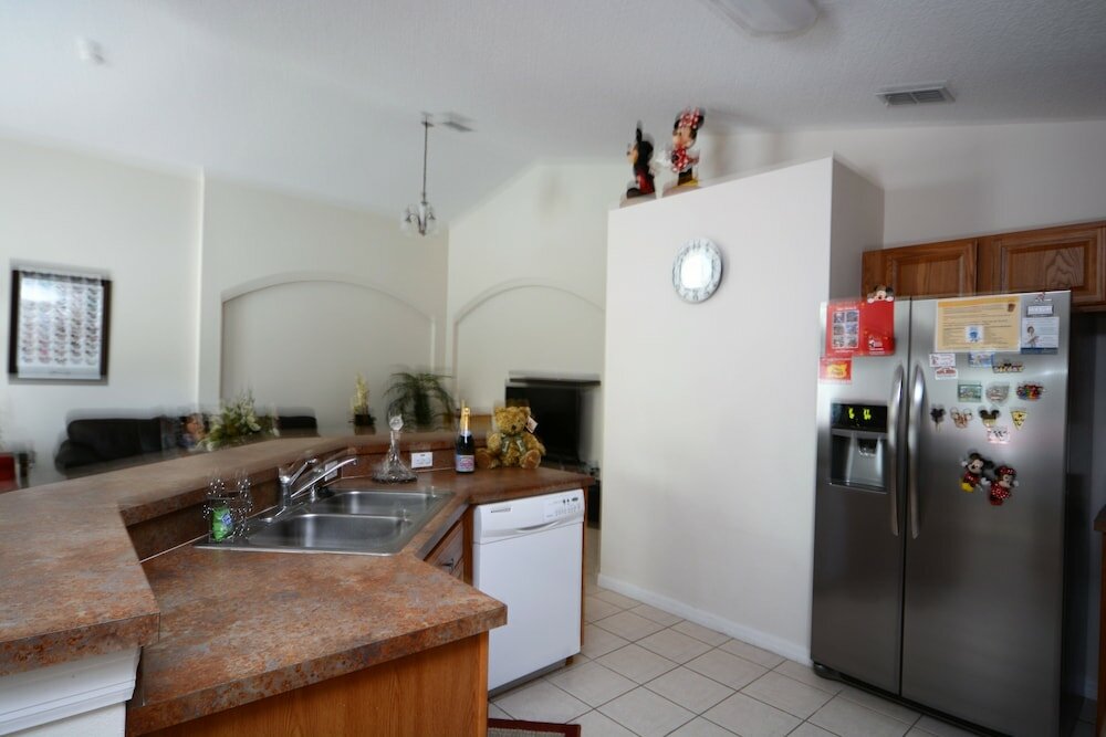 Фото 4726 4-bedroom Pool Home, cumbrian Lakes Kissimmee