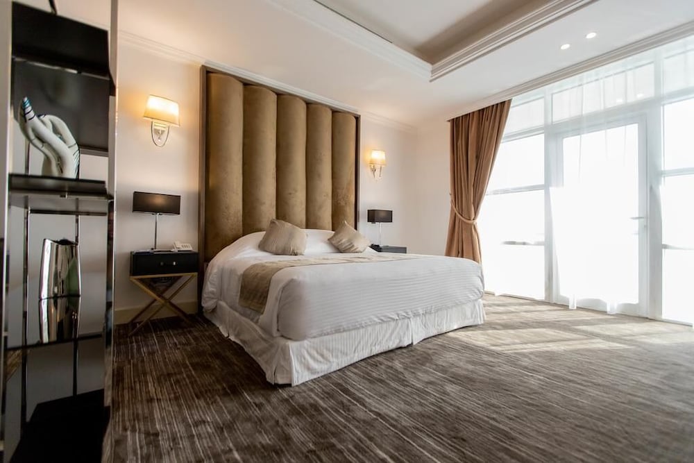 Фото Al Ammariah Hills Resort