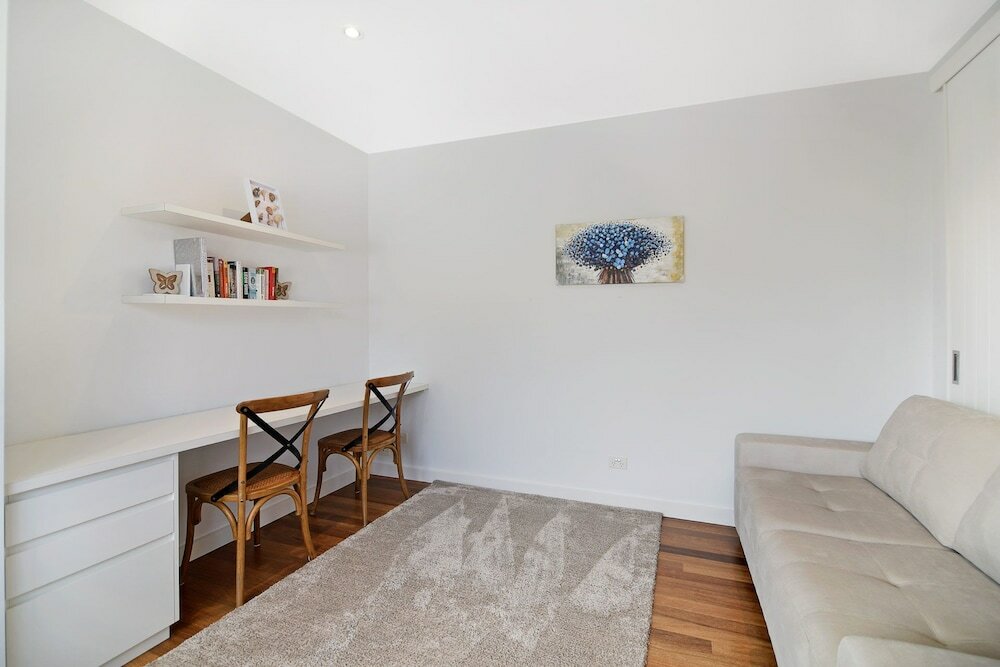 Фото Sea Splash 75 Lorikeet Drive