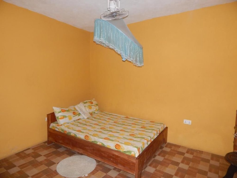 Фото Akomapa Village