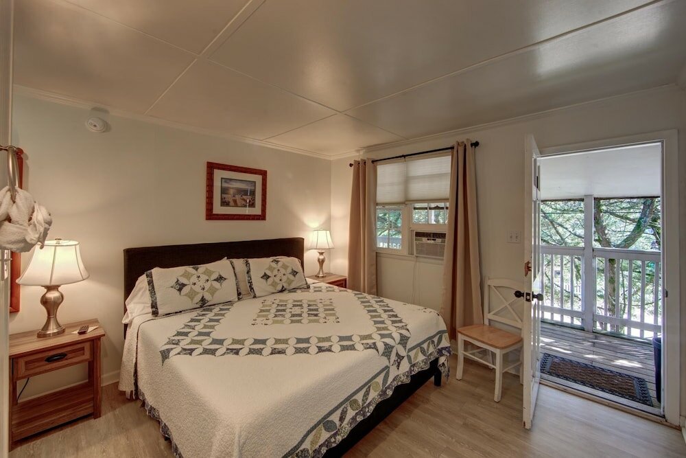 Фото Blackbeard's Lodge