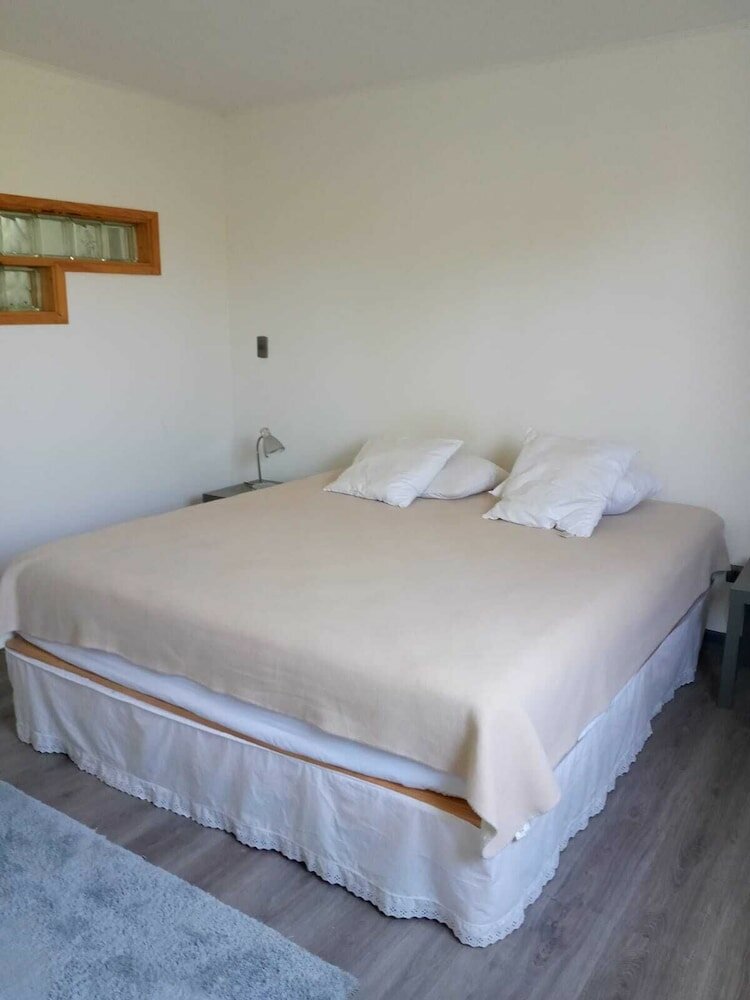 Фото Hermosa Gran Casa con Piscina EN Olmue