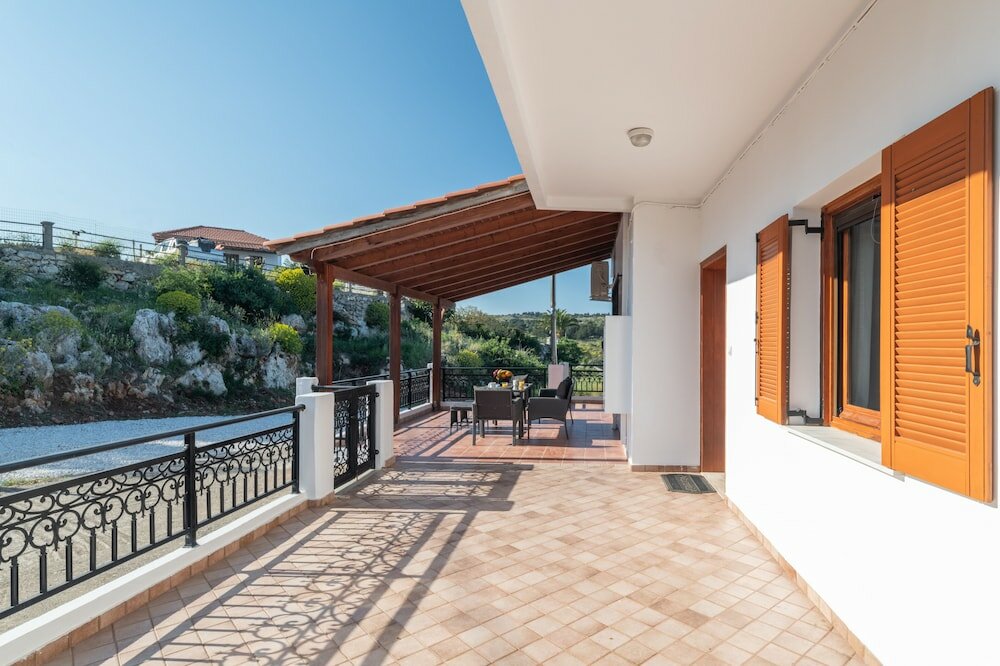 Фото Galani Vacation House