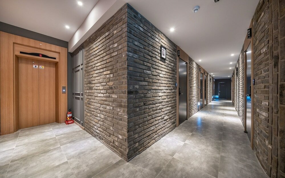 Фото Yongin Soseol Smith Hotel