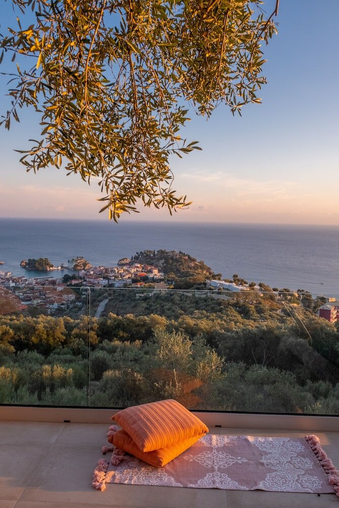 Фото Курортный отель Apolis villas & Suites Resort